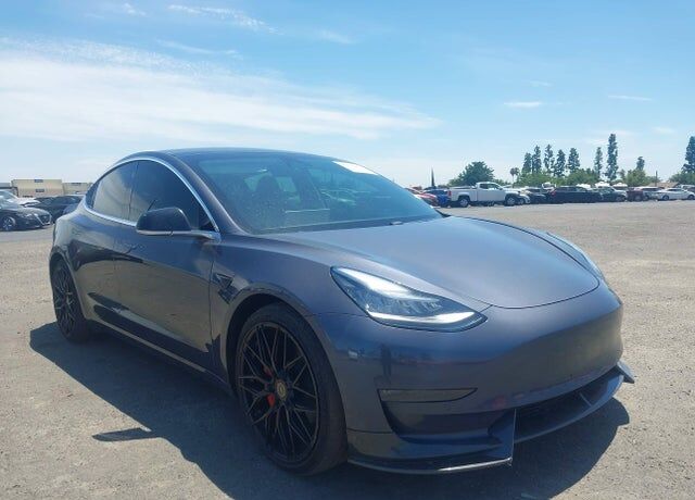 2020 TESLA Model 3