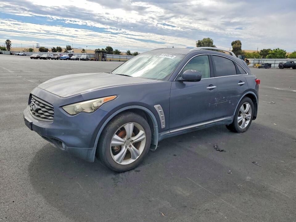 2010 INFINITI FX35