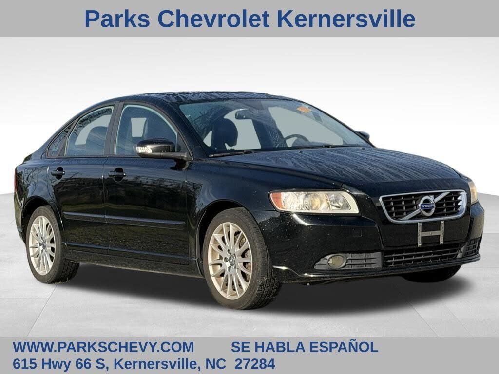 2011 VOLVO S40