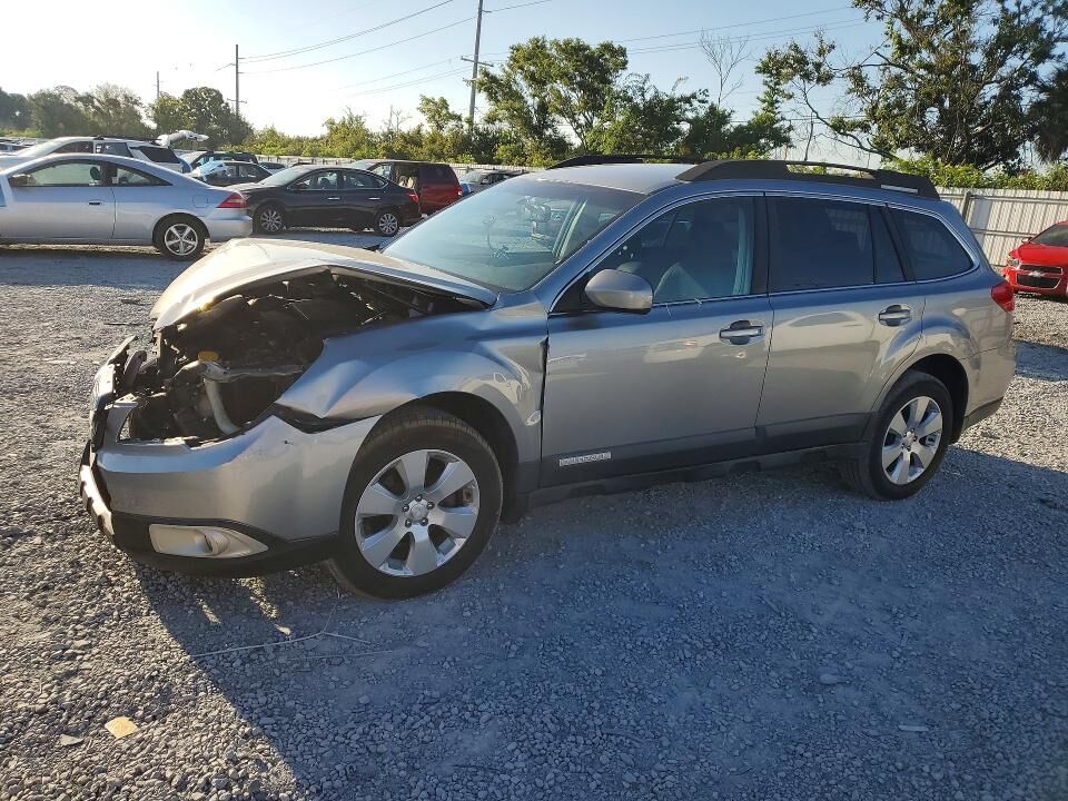2011 SUBARU Outback