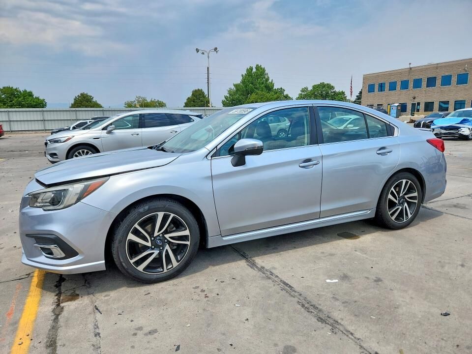2018 SUBARU Legacy