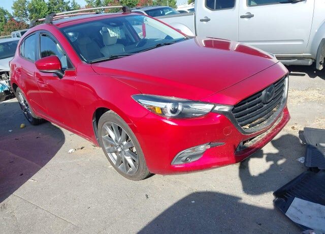 2018 MAZDA Mazda3