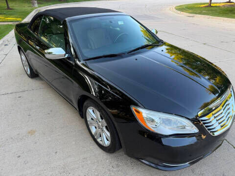 2011 CHRYSLER 200