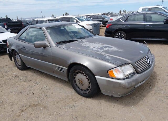 1990 MERCEDES-BENZ 300