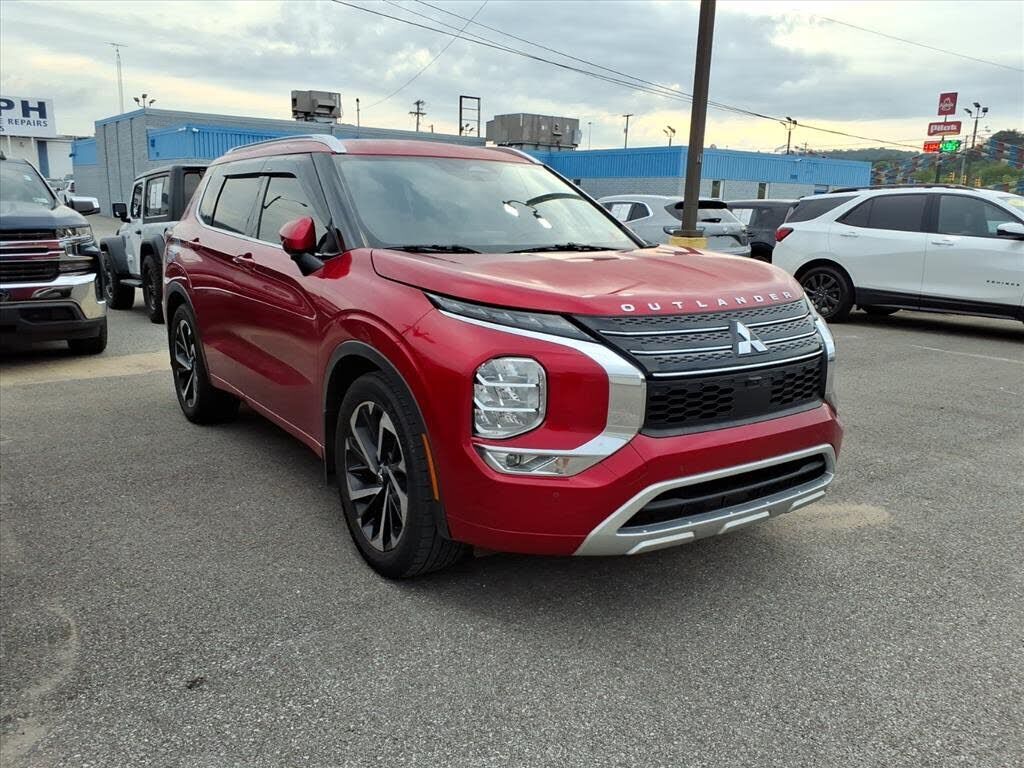 2022 MITSUBISHI Outlander