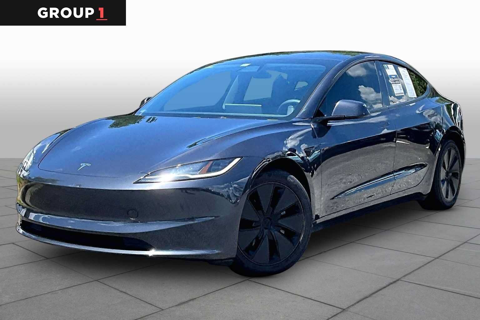 2024 TESLA Model 3