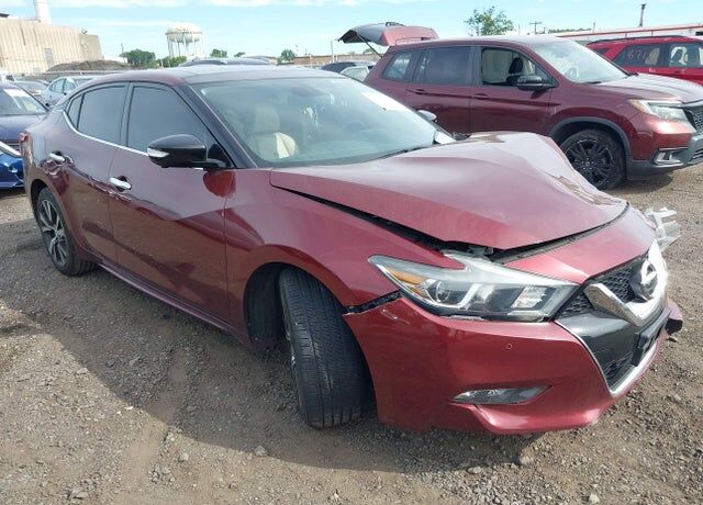2016 NISSAN Maxima