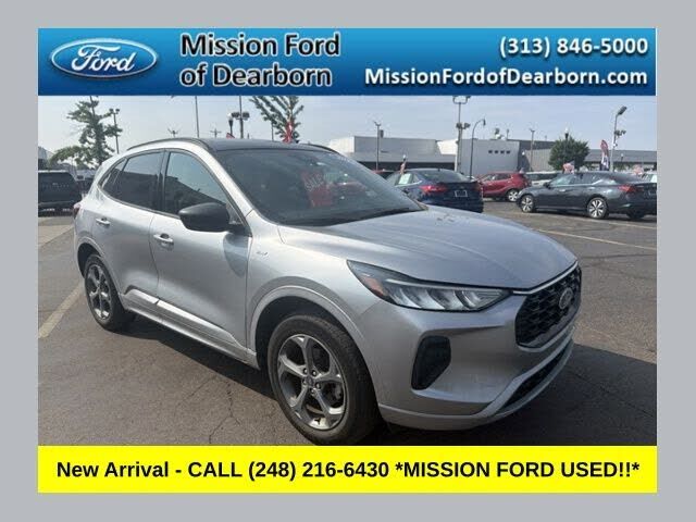 2024 FORD Escape