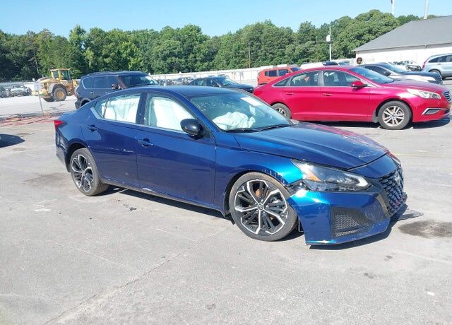 2023 NISSAN Altima