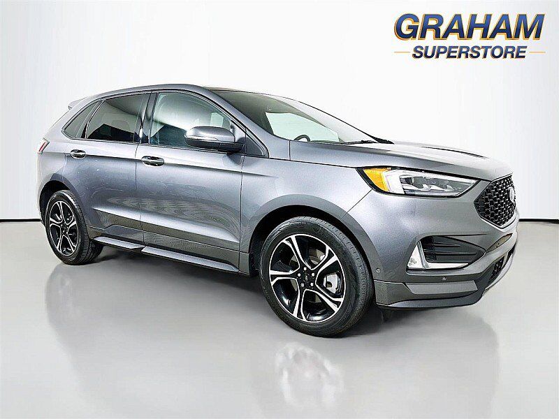 2023 FORD Edge