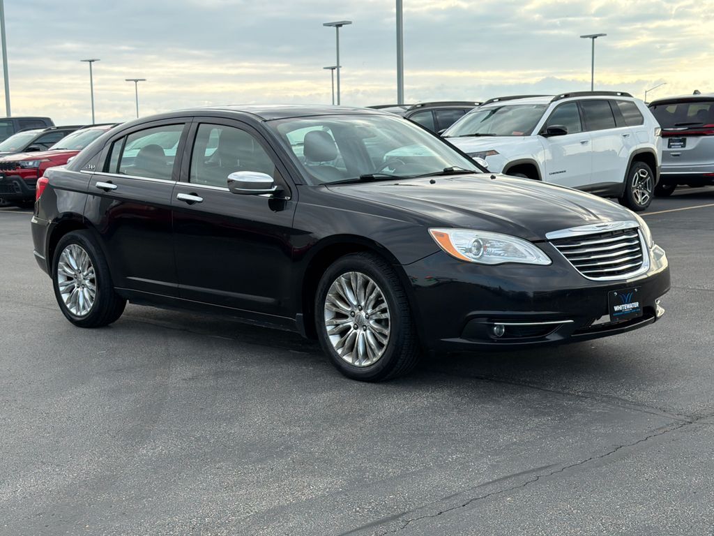 2012 CHRYSLER 200