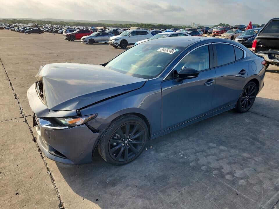 2022 MAZDA Mazda3