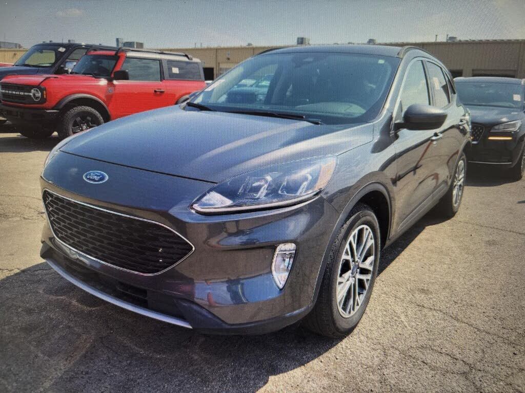 2020 FORD Escape