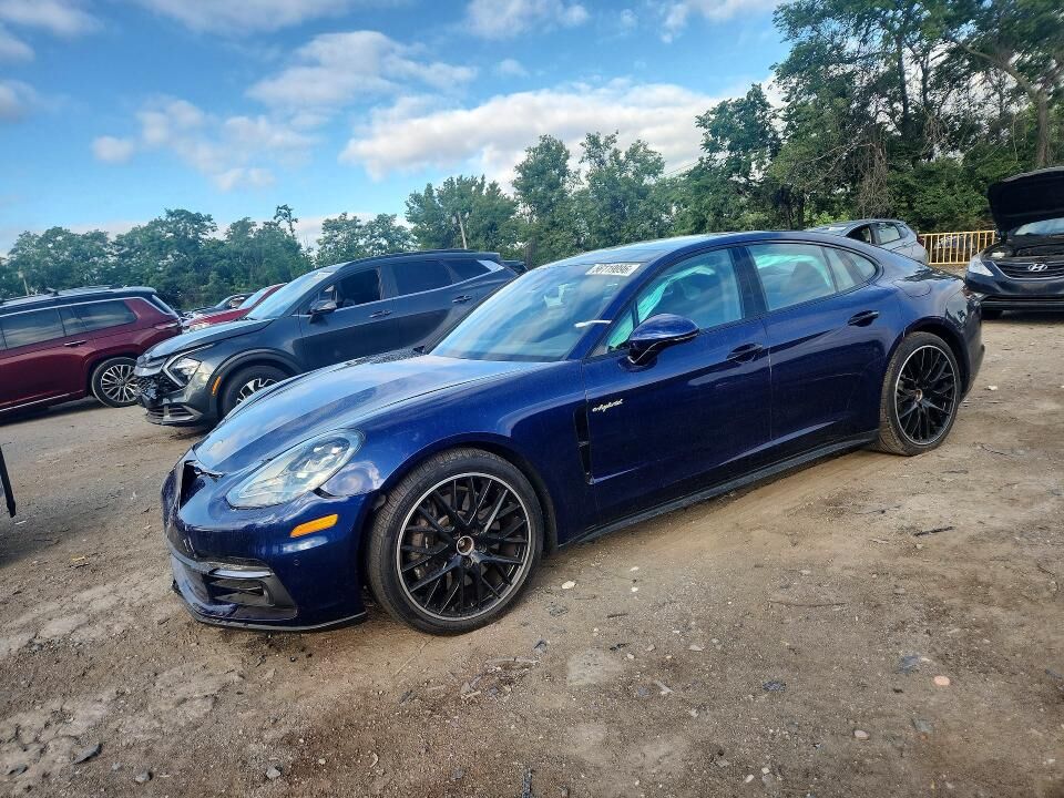 2020 PORSCHE Panamera