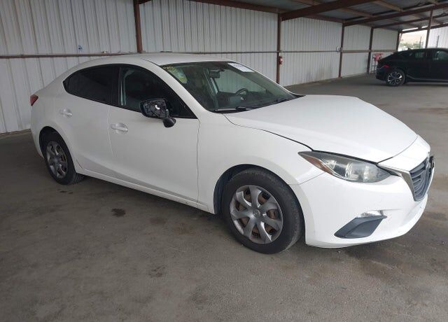 2016 MAZDA Mazda3