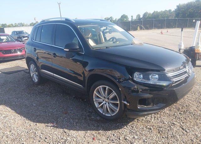2014 VOLKSWAGEN Tiguan