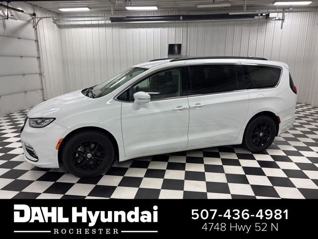 2022 CHRYSLER Pacifica