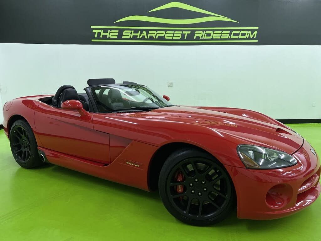2004 DODGE Viper