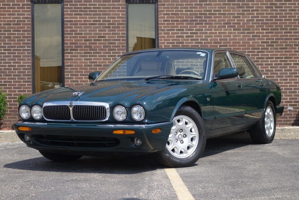 2000 JAGUAR XJ8