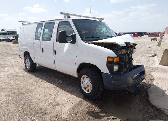 2011 FORD E-250