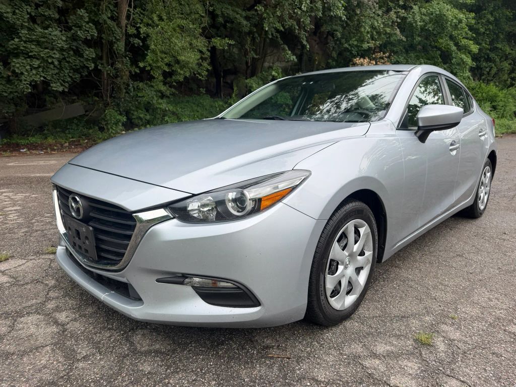 2017 MAZDA Mazda3