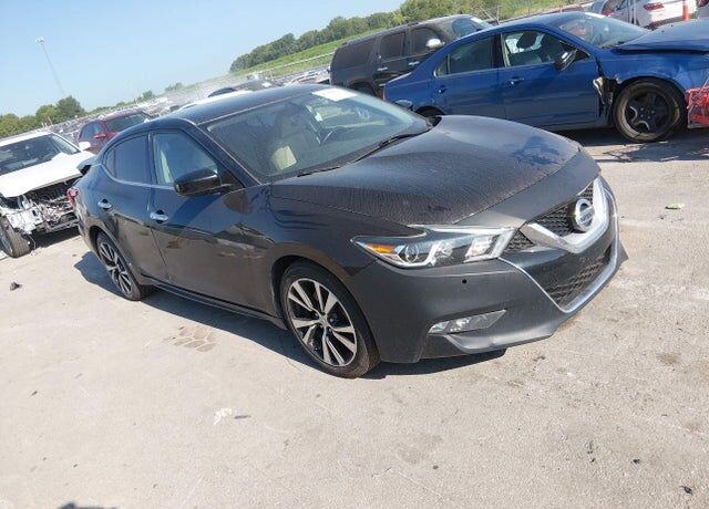 2016 NISSAN Maxima