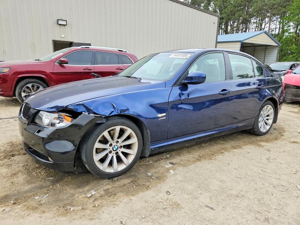 2011 BMW 3 Series