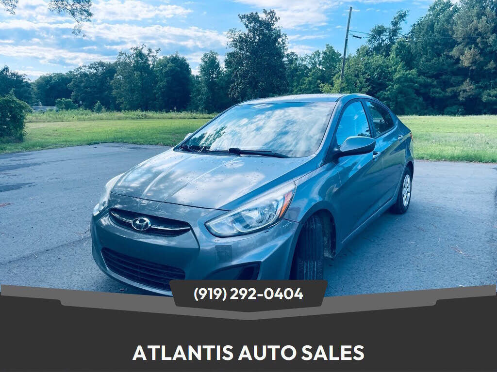 2015 HYUNDAI Accent