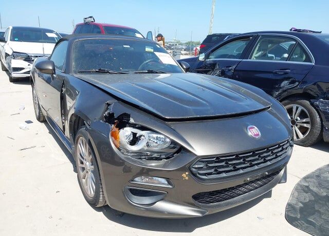 2017 FIAT 124 Spider