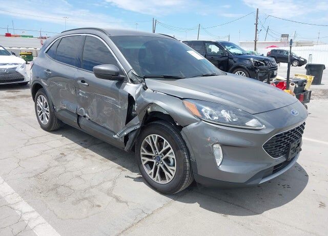 2022 FORD Escape