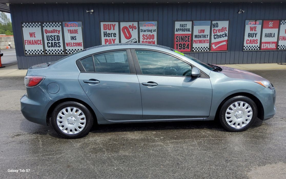 2012 MAZDA Mazda3