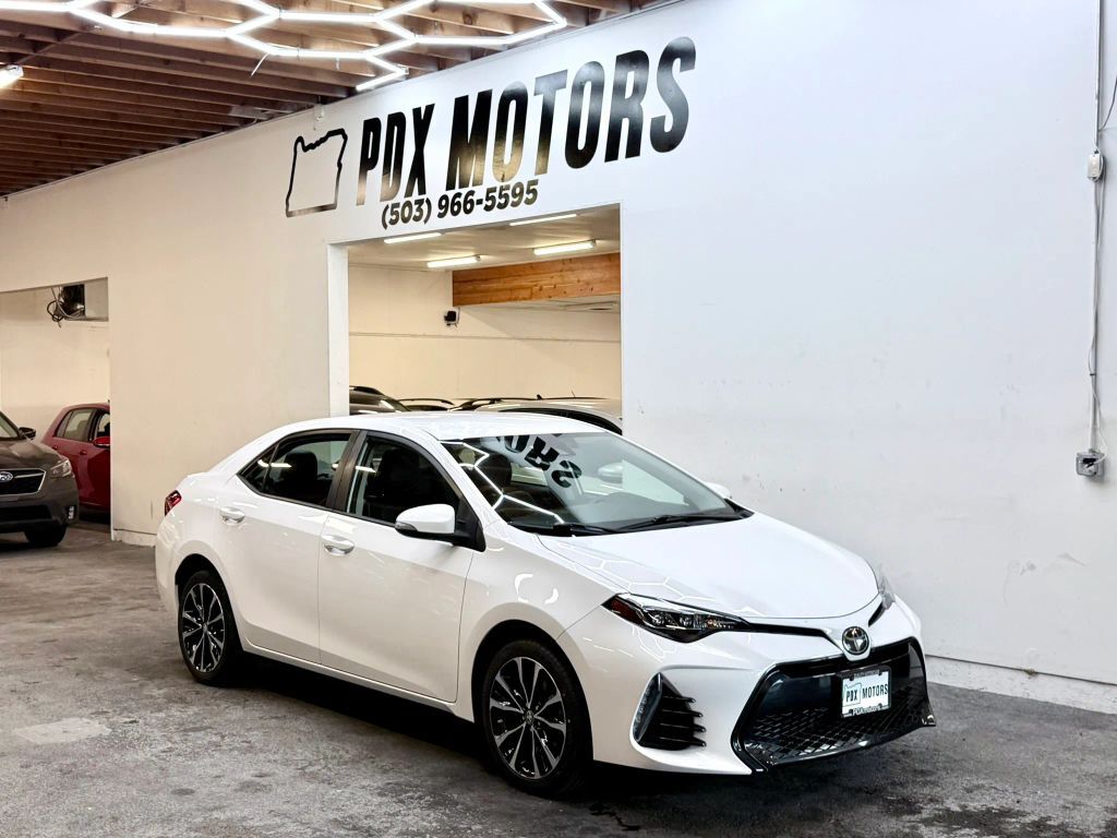 2018 TOYOTA Corolla