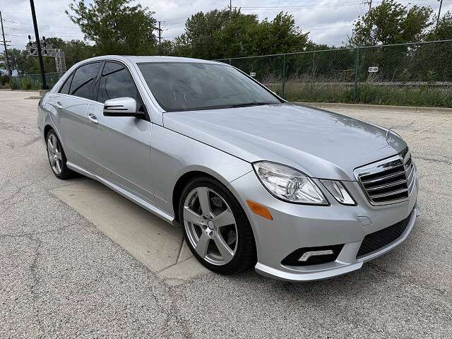 2011 MERCEDES-BENZ E-Class