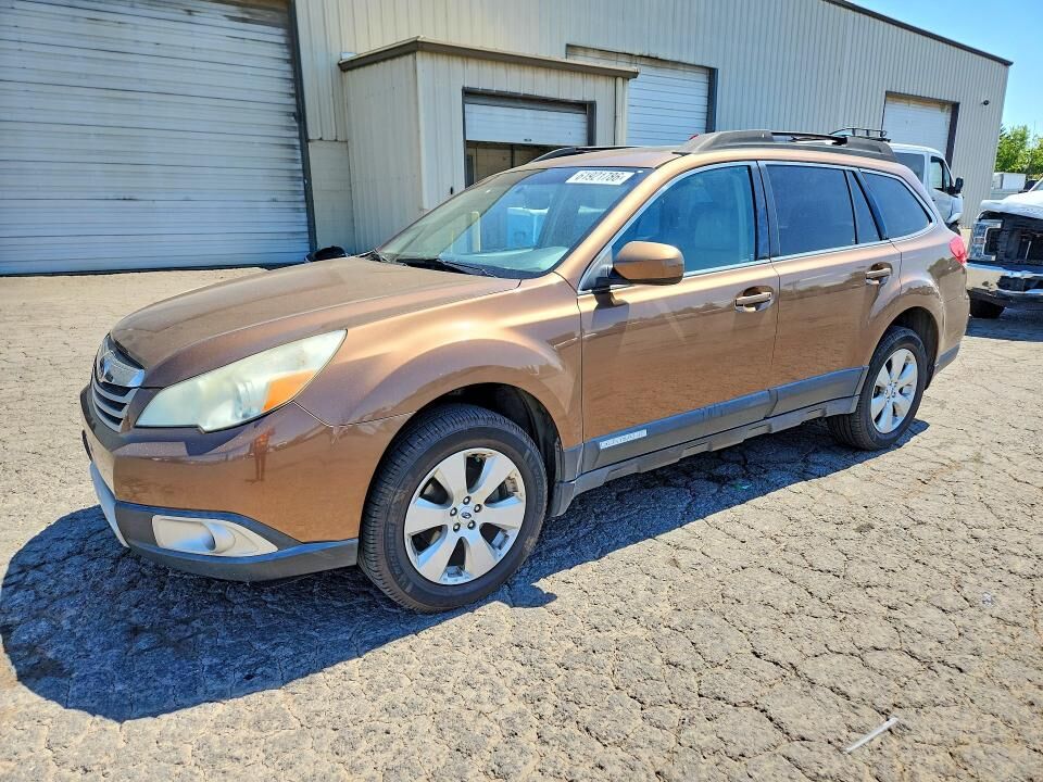 2012 SUBARU Outback