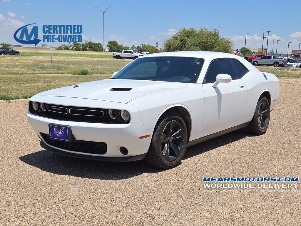 2016 DODGE Challenger