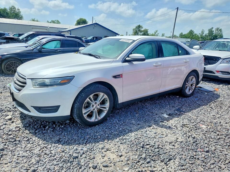 2013 FORD Taurus
