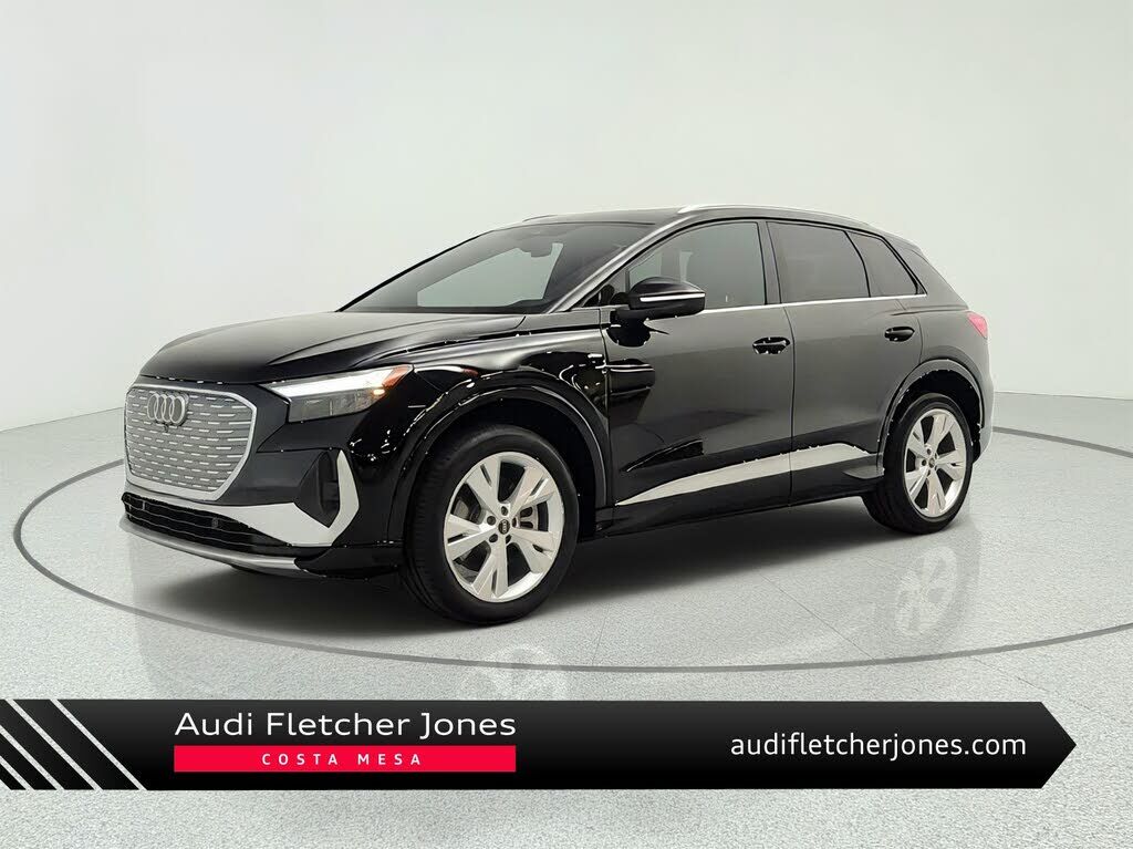 2023 AUDI Q4