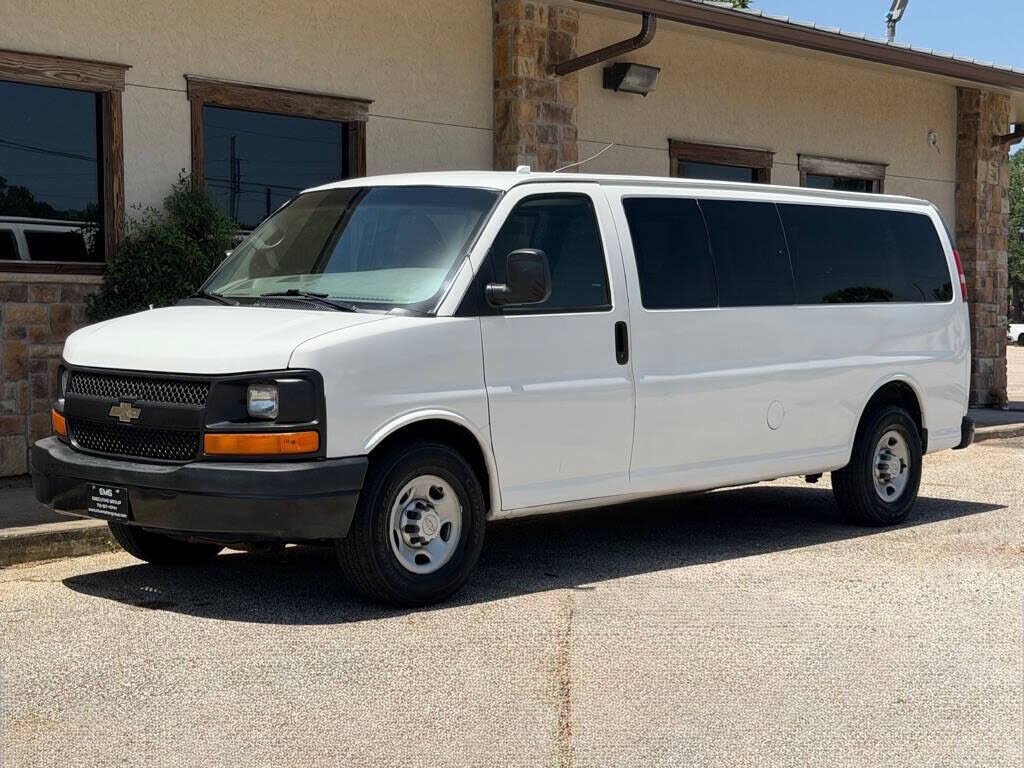 2012 CHEVROLET Express