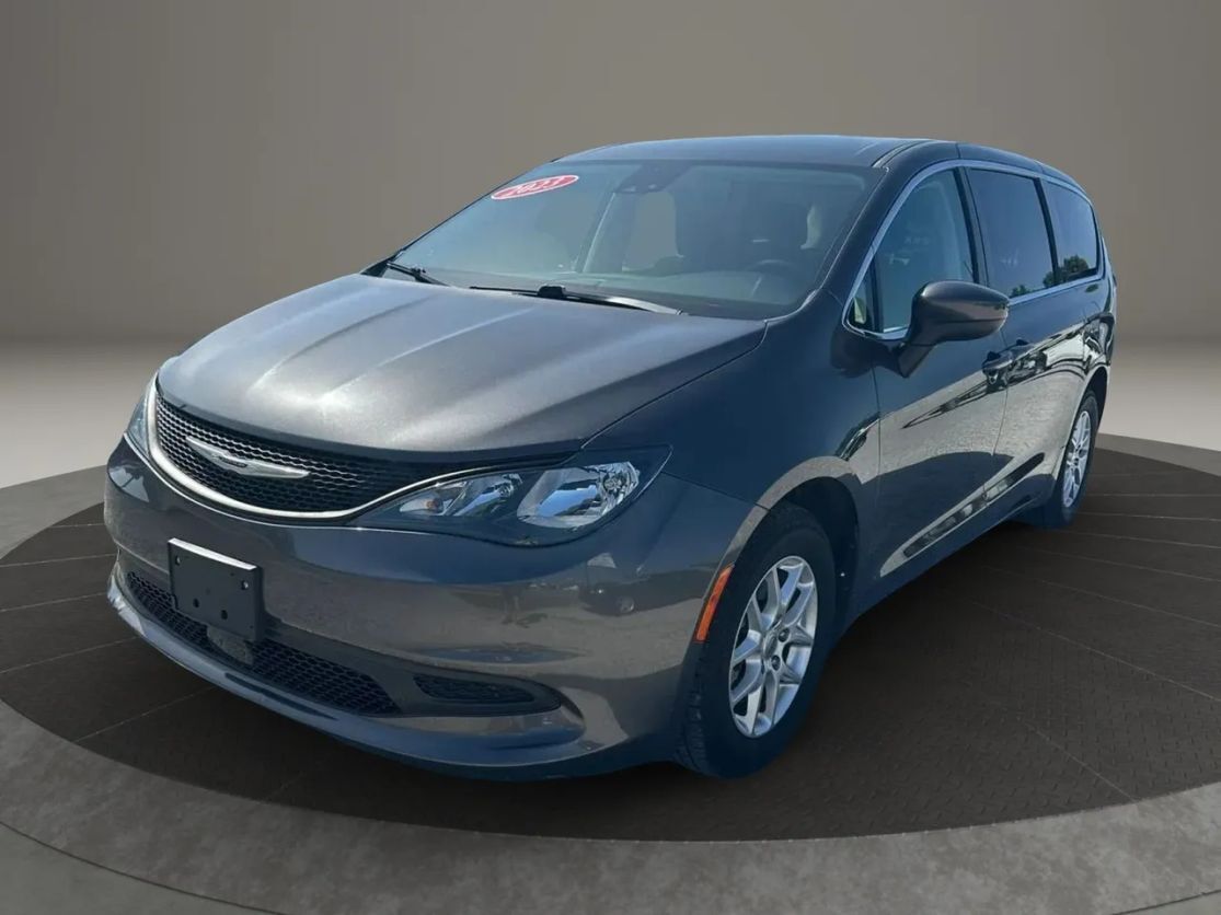 2023 CHRYSLER Voyager