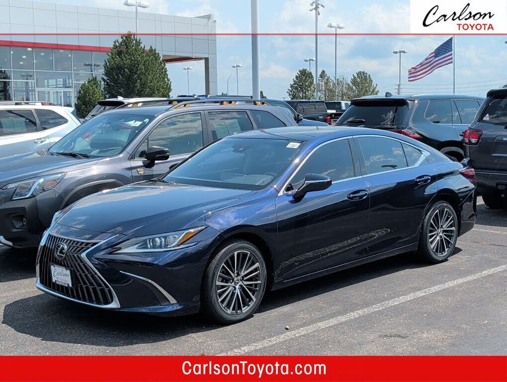 2023 LEXUS ES