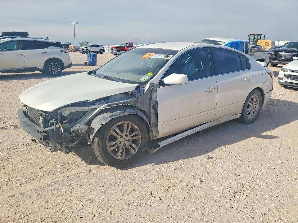 2012 NISSAN Altima