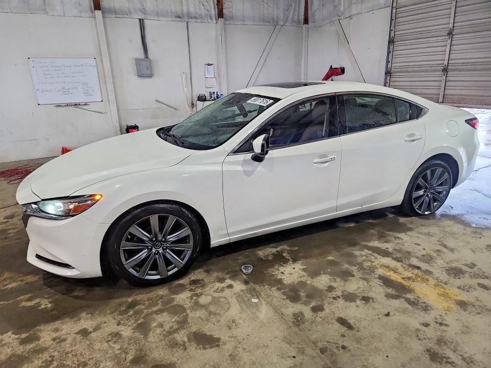 2018 MAZDA Mazda6