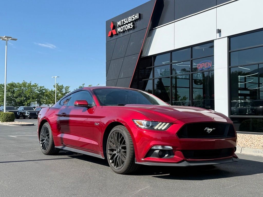 2017 FORD Mustang