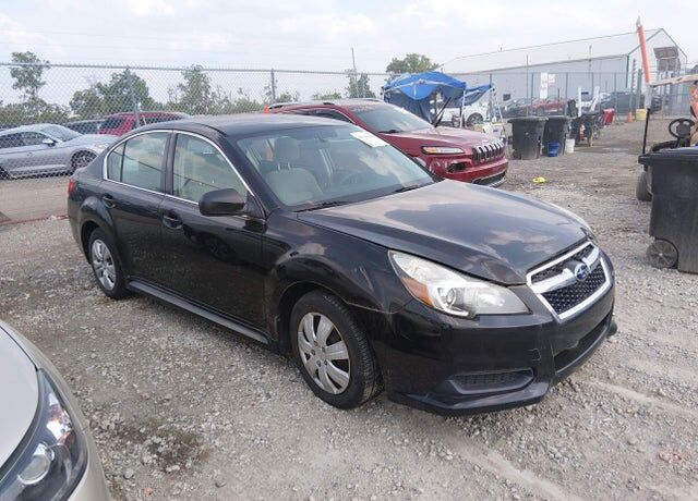 2013 SUBARU Legacy