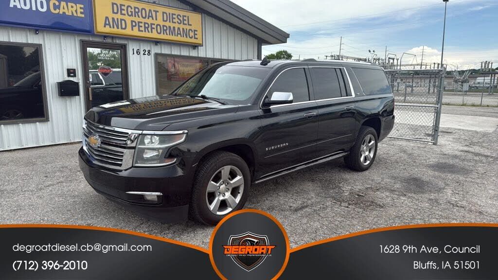 2016 CHEVROLET Suburban