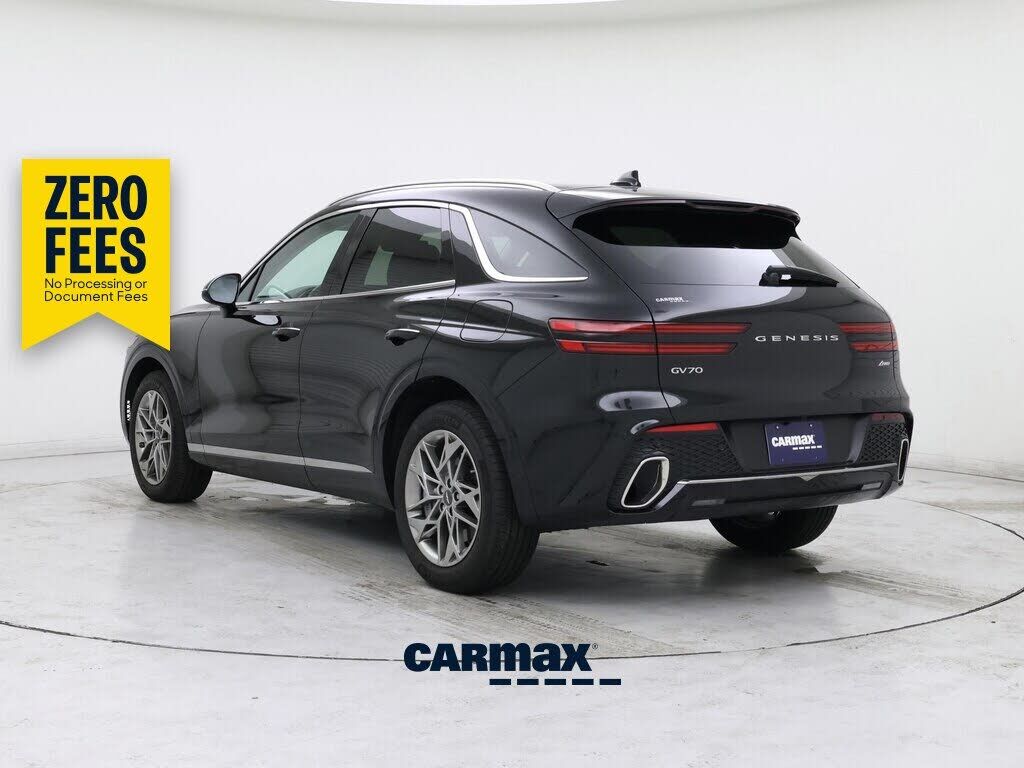 2025 GENESIS GV70