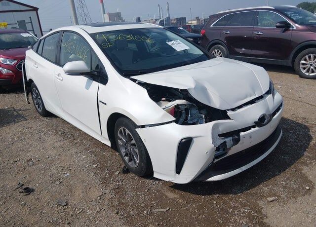 2019 TOYOTA PRIUS