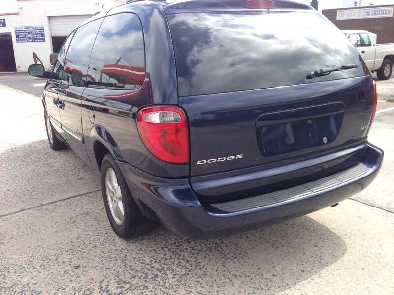 2004 DODGE Grand Caravan