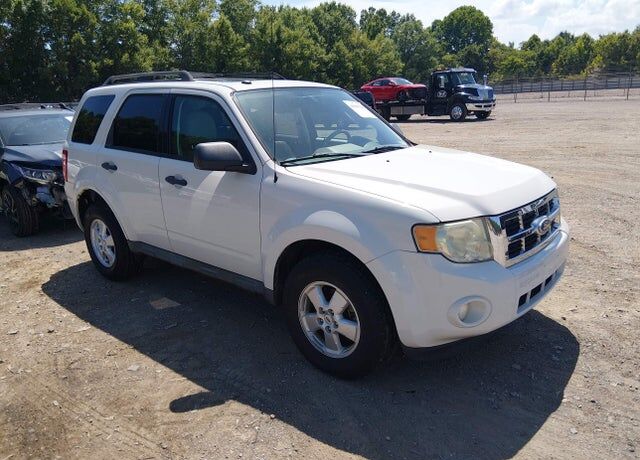 2010 FORD Escape