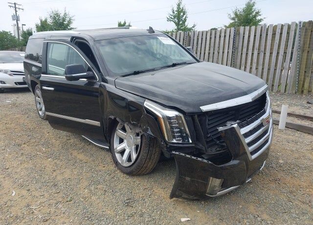 2019 CADILLAC Escalade ESV